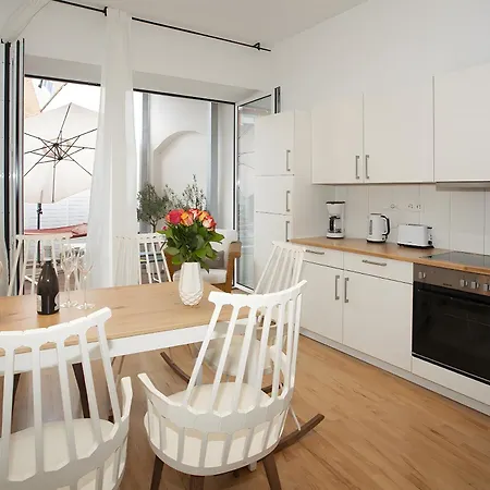 Romeo Und Julia Apartment
